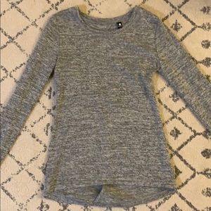 Women’s long sleeve top